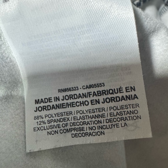 Nike Pro Dri-Fit 3/4 Zip Top - Picture 8 of 8